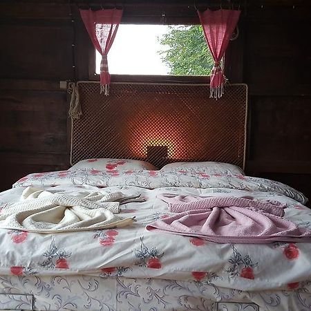 アルトヴィン Olimbera Koy Evi Bed & Breakfast エクステリア 写真